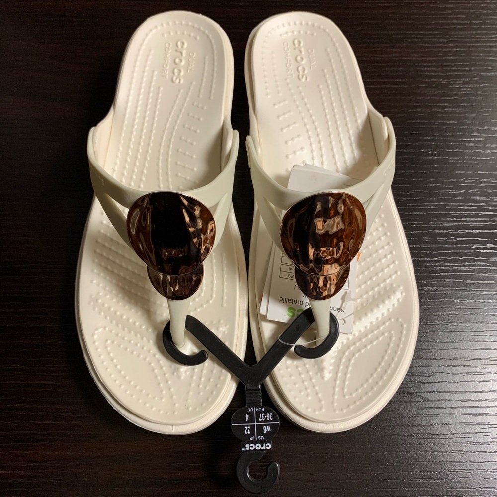 Crocs Sanrah Liquid Metallic Wedge Flip Sandals